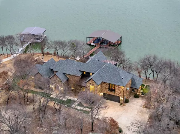 Chico, TX 76431,187 Grand Harbor Boulevard