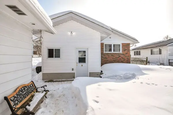 22 Sheppard ST, Severn, ON L0K 1E0