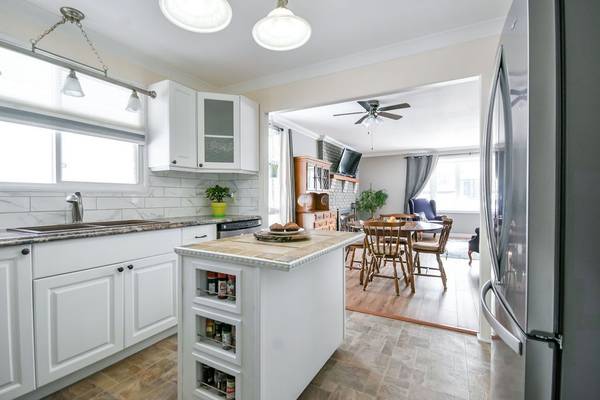 22 Sheppard ST, Severn, ON L0K 1E0