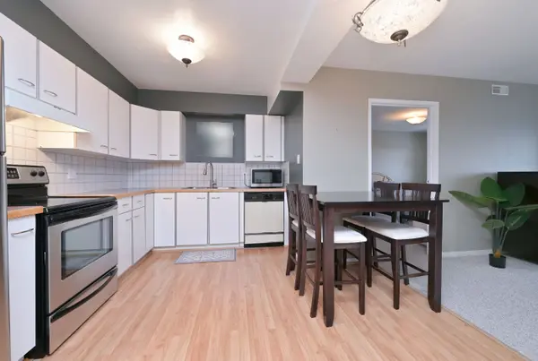 120 Bell Farm RD #409, Barrie, ON L4M 6J2