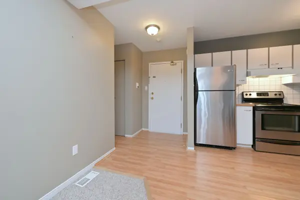 120 Bell Farm RD #409, Barrie, ON L4M 6J2