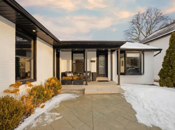 Toronto W09, ON M9P 3K1,11 Benbow RD