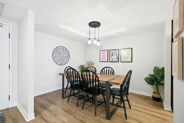 100 Grant Carman DR #703, Cityview - Parkwoods Hills - Rideau Shore, ON K2E 8B8