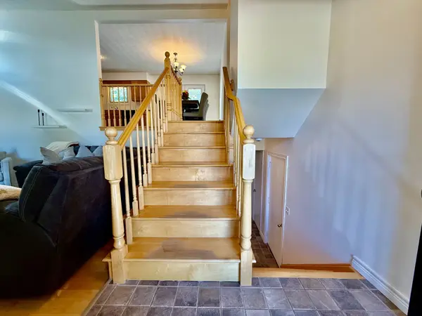 217 THOMAS ST, Brockton, ON N0G 2V0