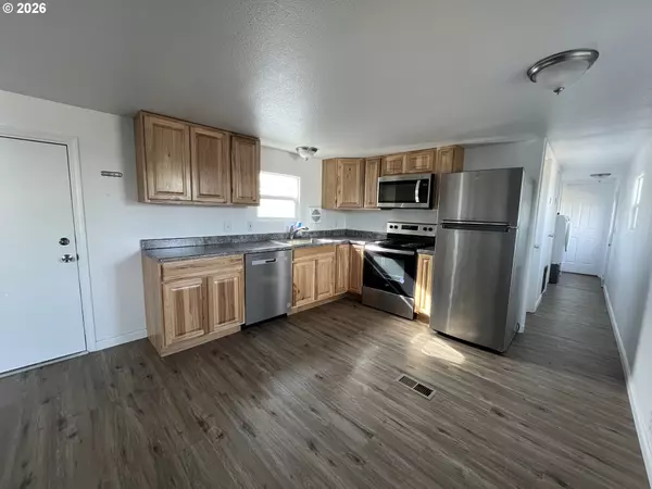 Reedsport, OR 97467,1413 HAWTHORNE AVE #20