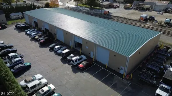 430 Montclair Ave, Pompton Lakes Boro, NJ 07442