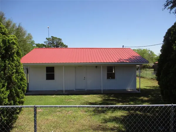 291 Skyline Drive, Emory, TX 75440