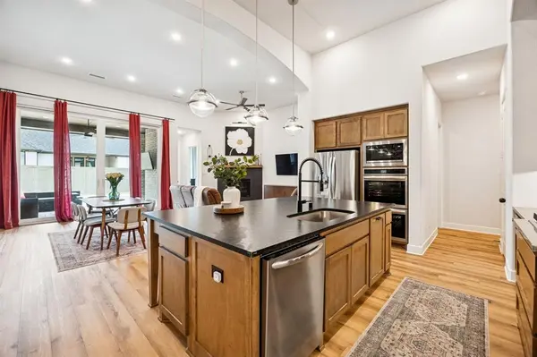 313 Pioneer Trail, Northlake, TX 76247