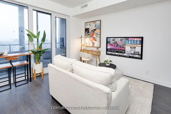 2020 Bathurst ST #1810, Toronto C03, ON M5P 0A6