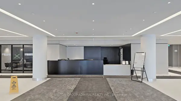 30 Upper Mall WAY #1711, Vaughan, ON L4J 4P8