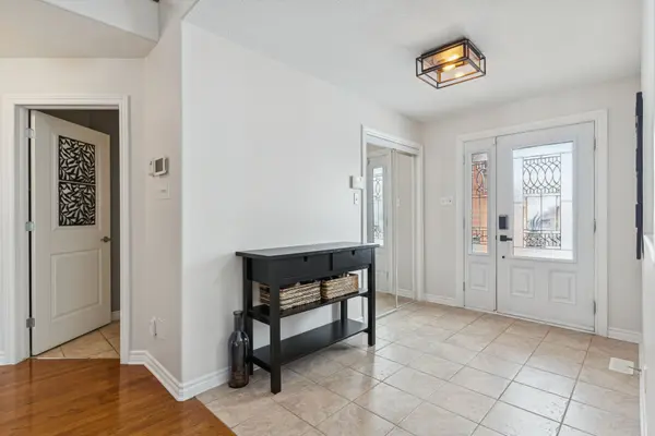 76 Frontenac BLVD, Russell, ON K0A 1W0