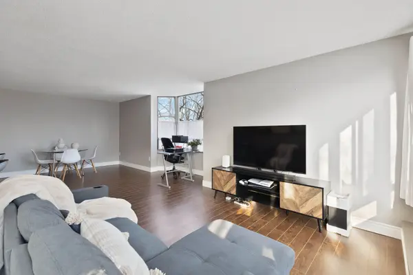 570 Proudfoot LN #510, London North, ON N6H 4Z1