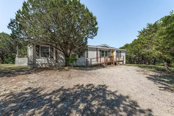 4810 Orange Blossom Street, Granbury, TX 76048