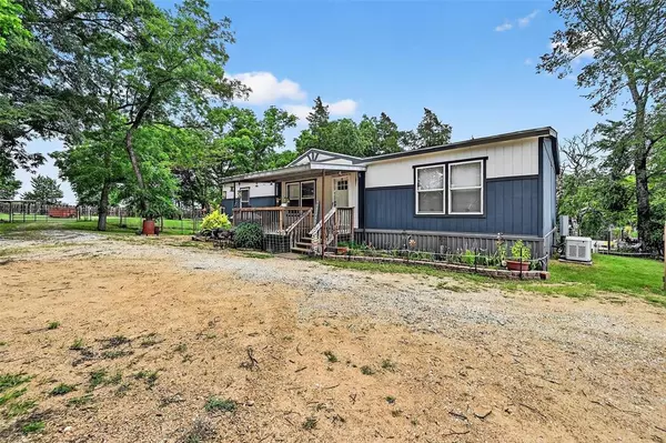 2869 Ranch Road, Whitesboro, TX 76273