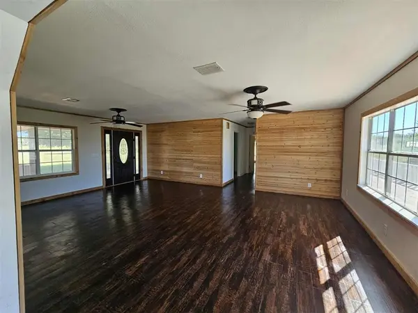 225 Hcr 3242, Hubbard, TX 76648