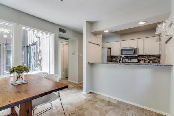 3736 Vitruvian Way #D5, Addison, TX 75001