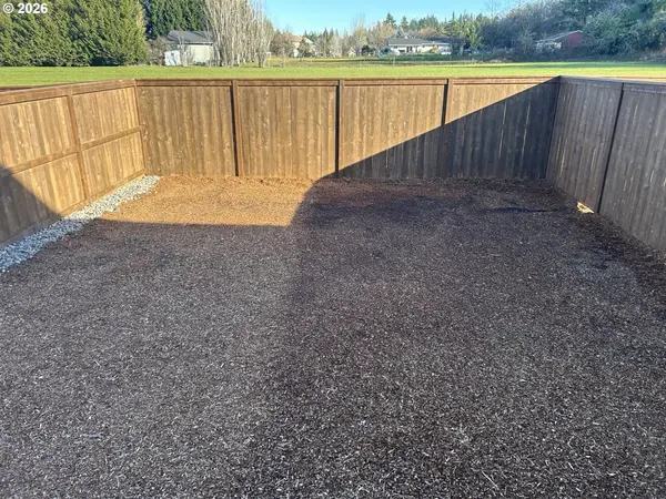 1433 NW Laura Vista, Albany, OR 97321