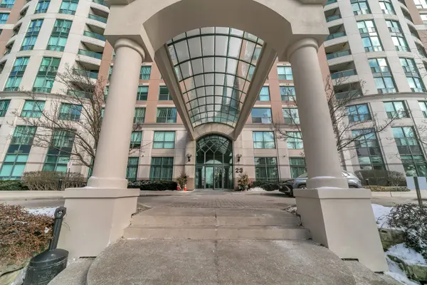 23 Lorraine DR #Uph5, Toronto C07, ON M2N 6Z5