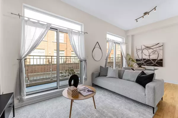 Toronto W02, ON M6P 4H6,1398 Bloor ST W #2