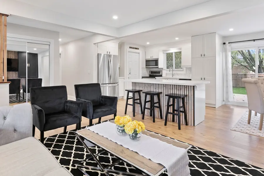 94 States AVE, Amherstburg, ON N9V 3M3