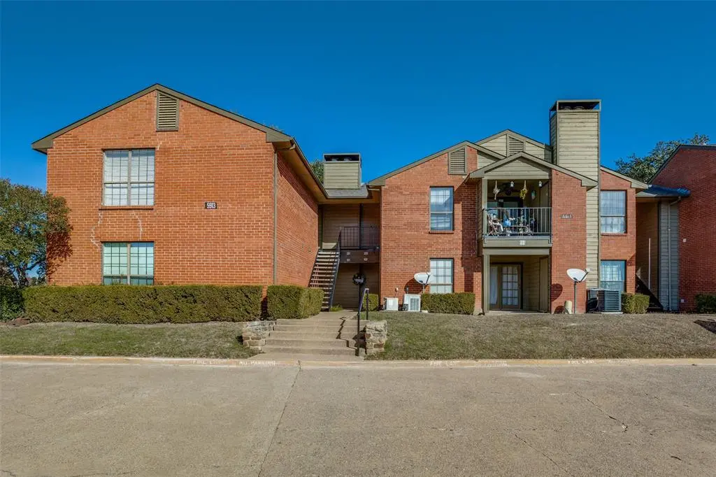 5913 Lake Hubbard Parkway #221, Garland, TX 75043