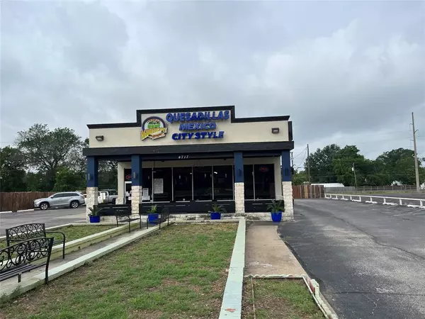 Mesquite, TX 75150,4717 Gus Thomasson Road