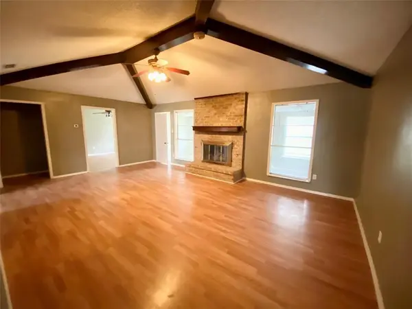 7004 Bennington Drive, Watauga, TX 76148