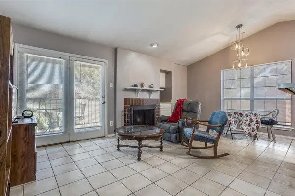 5913 Lake Hubbard Parkway #221, Garland, TX 75043