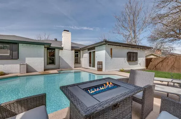 3810 Boxwood Court, Arlington, TX 76017