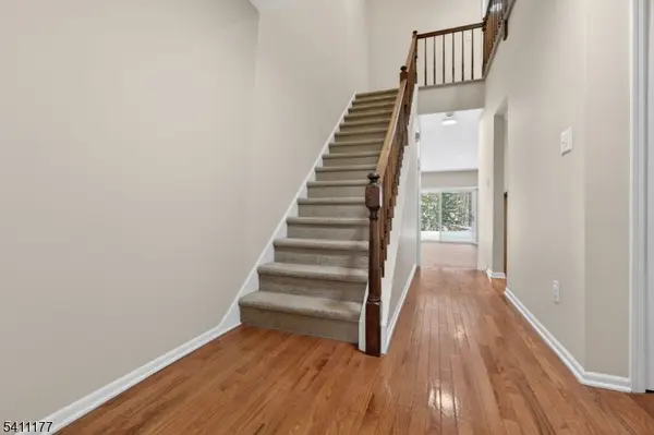 140 Kingston Ct, Madison Boro, NJ 07940