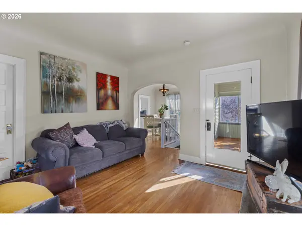 1305 9TH ST, La Grande, OR 97850