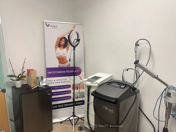 7163 Yonge ST #214, Markham, ON L3T 0G6