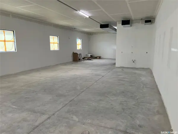 120 10th STREET E #101, Prince Albert, SK S6V 0Y7