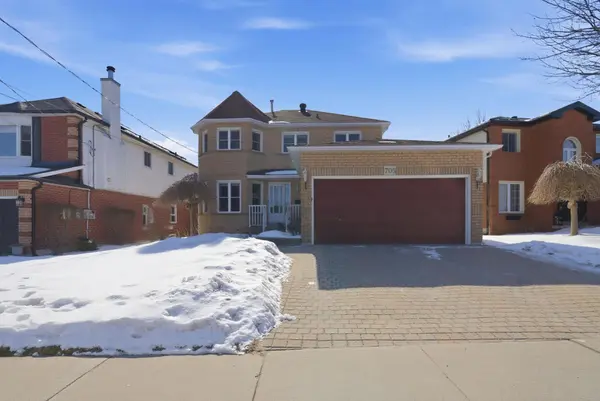 705 Carlisle ST, Cobourg, ON K9A 5E4