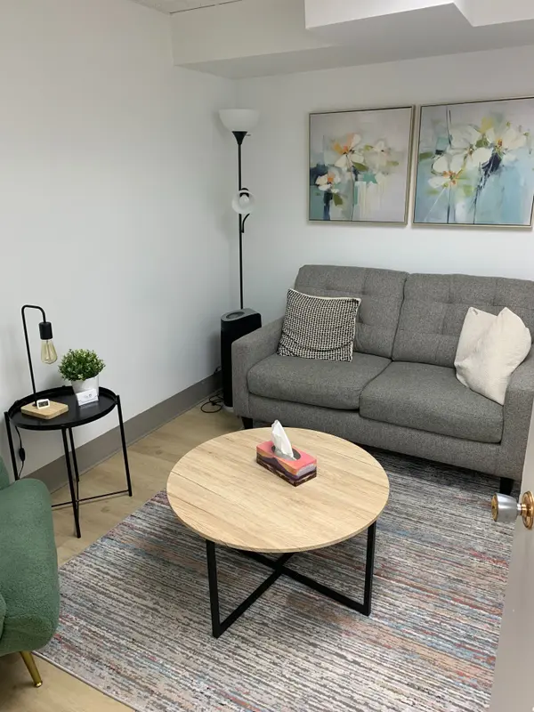 15 St. Catharine ST #104, St. Thomas, ON N5P 2V7