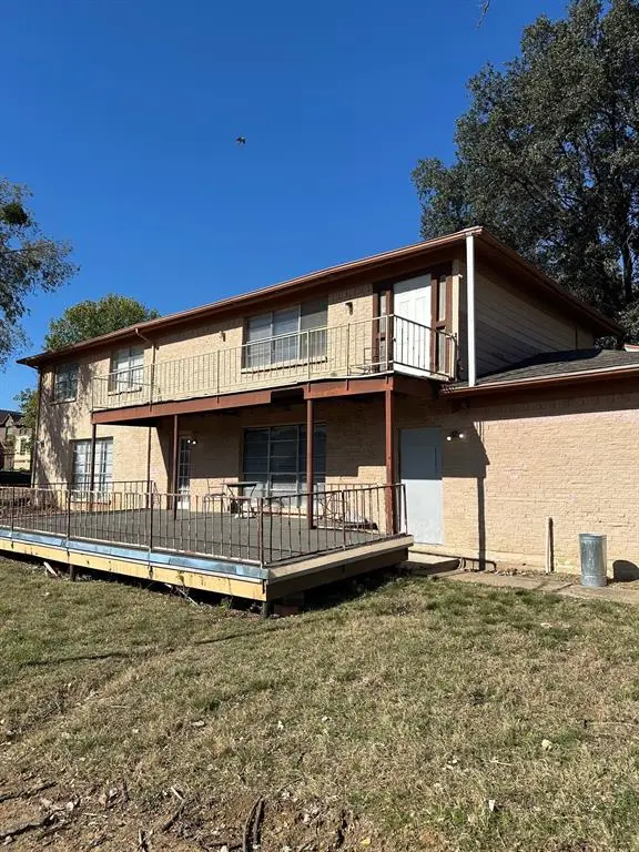 1905-A Hard Rock Road, Irving, TX 75061