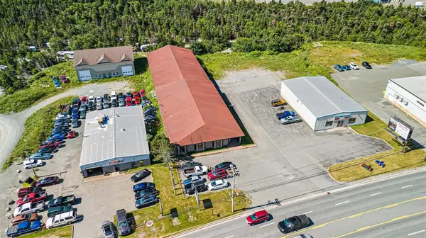 1171 Topsail Road, Mount Pearl, NL A1N5G2