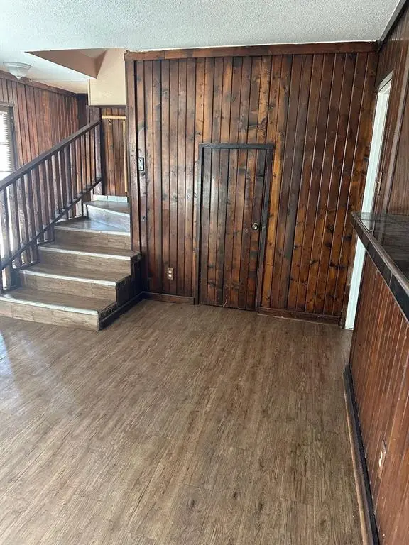 1905-A Hard Rock Road, Irving, TX 75061