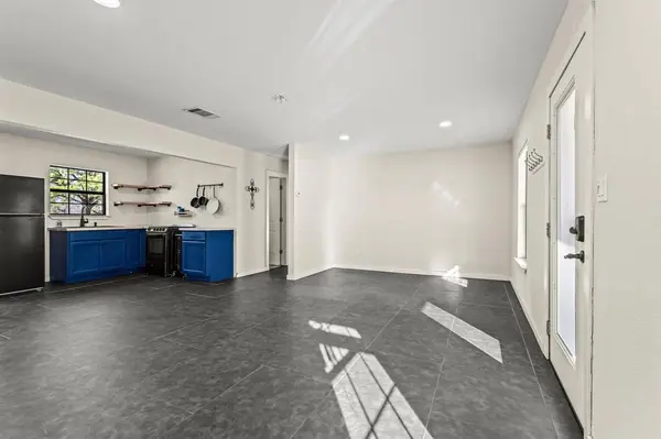 4572 County Road 2700, Telephone, TX 75488