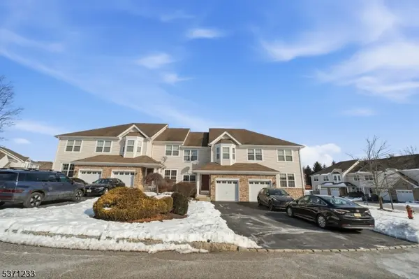 5 Indian Field Dr,  Hardyston Twp.,  NJ 07419