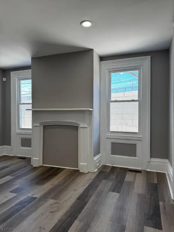 15 W Emerson Ave #1, Rahway City, NJ 07065