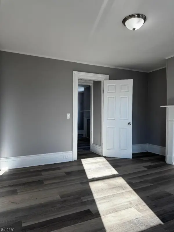 15 W Emerson Ave #2, Rahway City, NJ 07065