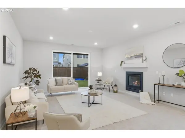 1434 GLADIOLA DR, Junction City, OR 97448