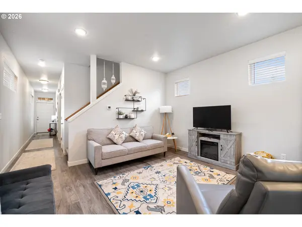 Rockaway Beach, OR 97136,120 S LAGOON ST