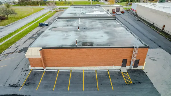 391 Marwood DR #9, Oshawa, ON L1H 7P8