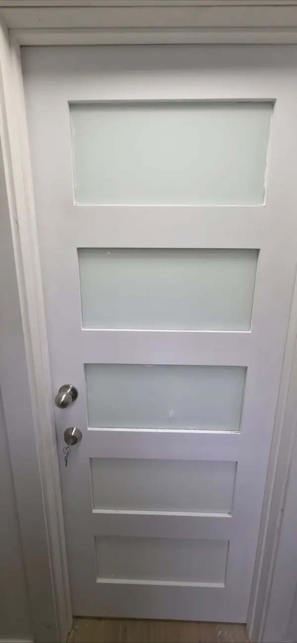 582 Strouds LN, Pickering, ON L1V 4S6