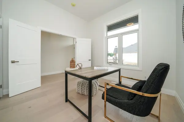 62 Compass TRL #2, Central Elgin, ON N5L 0B4