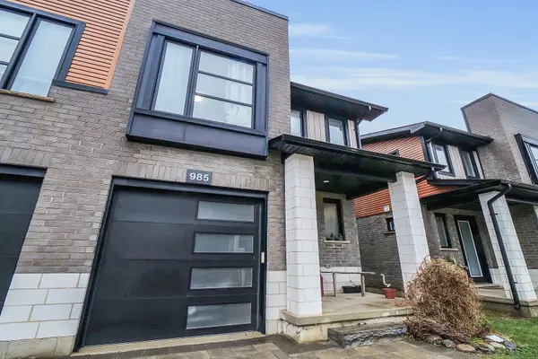 985 West Village SQ, London North, ON N6H 5J9