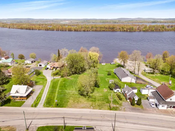 3211 Main ST, Alfred And Plantagenet, ON K0A 3K0