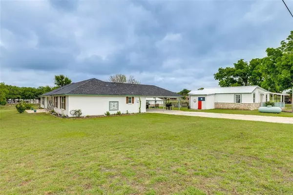 Paradise, TX 76073,1290 CR 3355